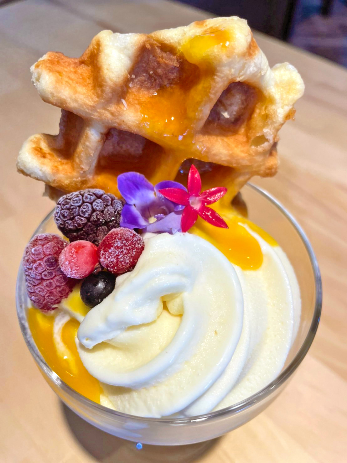 メープルソフトワッフル 居酒屋Bar LOG お料理