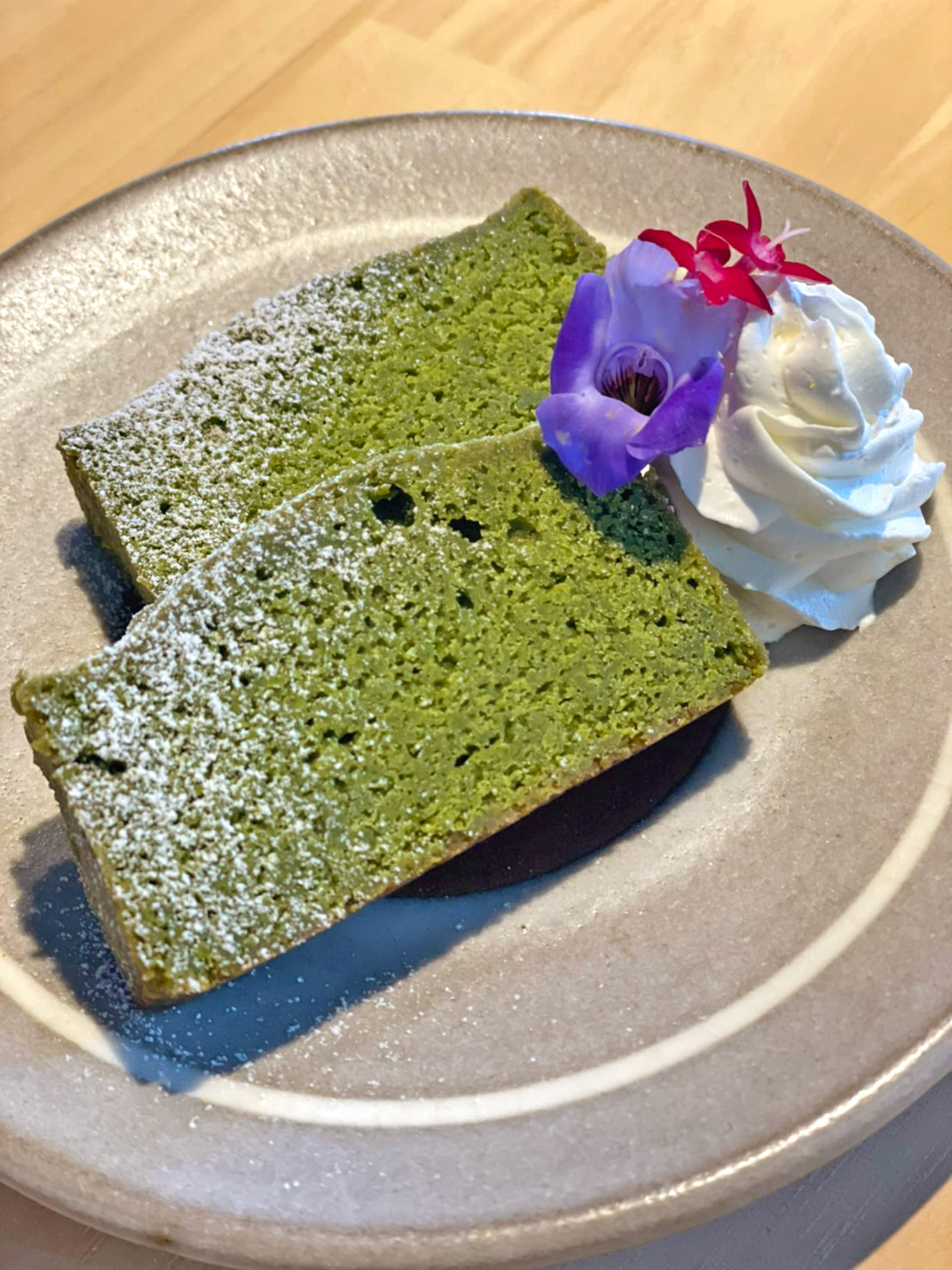 抹茶のブラウニー 居酒屋Bar LOG お料理